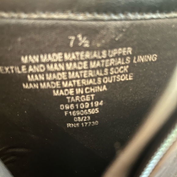 Women’s Greyson Combat boots by Universal Thread. - Picture 9 of 10